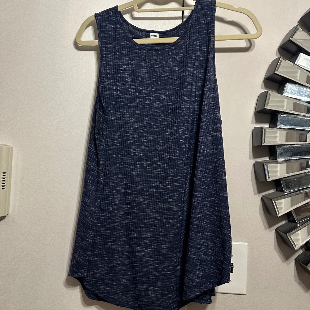 Blue Heatherd Tank NWT Size L